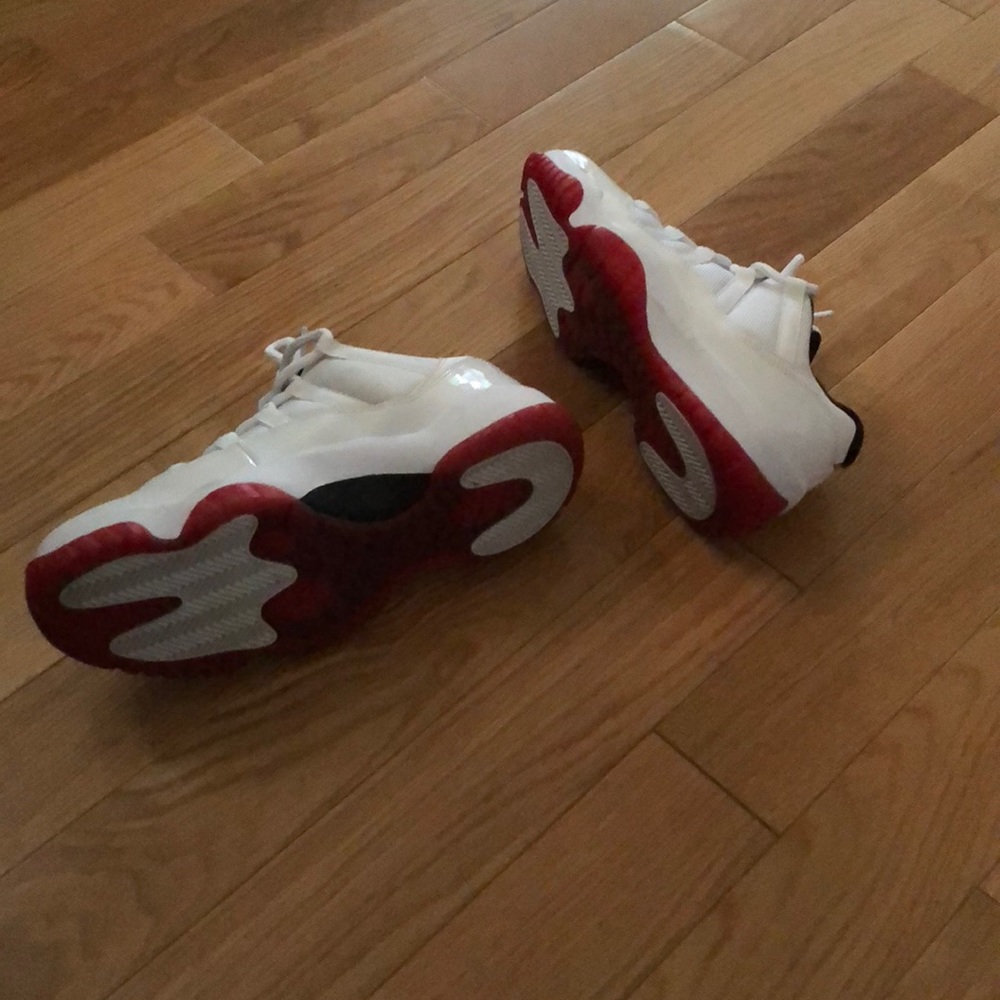 Jordan 11s - Picture 2 of 2